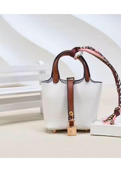 Mini Çanta Kolye Araba Iç Dikiz Aynası Dekorasyon High-End Deri Kulaklık Çantası Bozuk Para Cüzdanı Çok Fonksiyonlu Çanta Süsü Pink