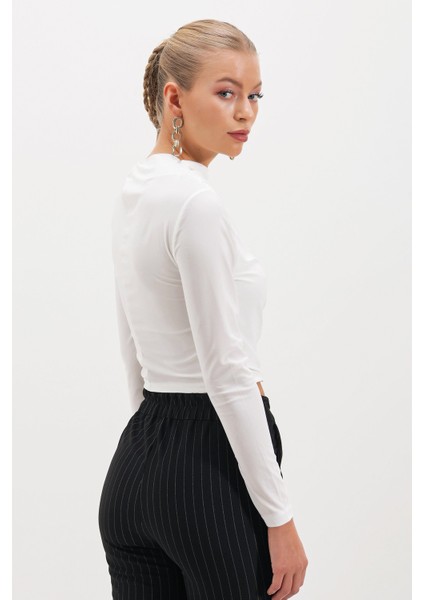 Çapraz Büzgülü Crop Bluz indirimleri