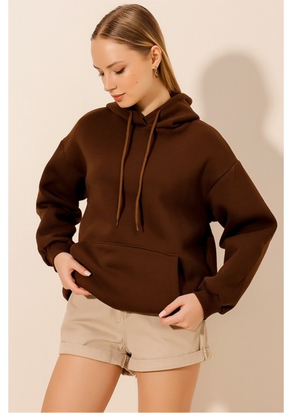 Üç Iplik Kanguru Cepli Sweat