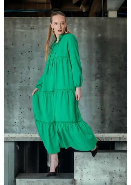 Yaka Bağcık Püskül Elbise