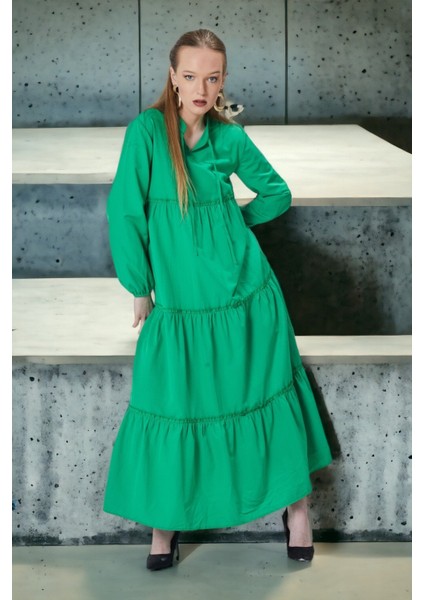 Yaka Bağcık Püskül Elbise modelleri