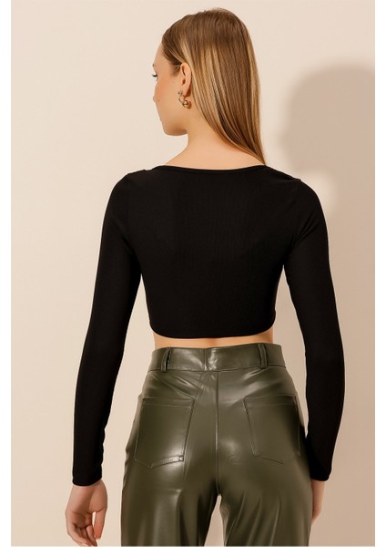 Şerit Biyeli Korse Bluz indirimleri