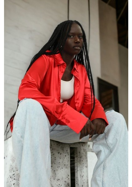 Hafif Dökümlü Saten Yüzeyli Gömlek modelleri