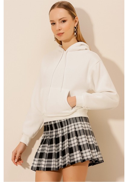 Üç Iplik Kanguru Cepli Kısa Sweat modelleri