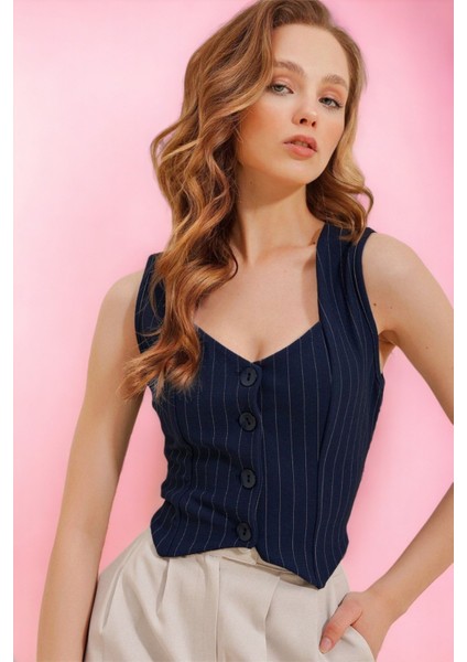 Zara Çizgili Düğmeli Yelek fiyatları