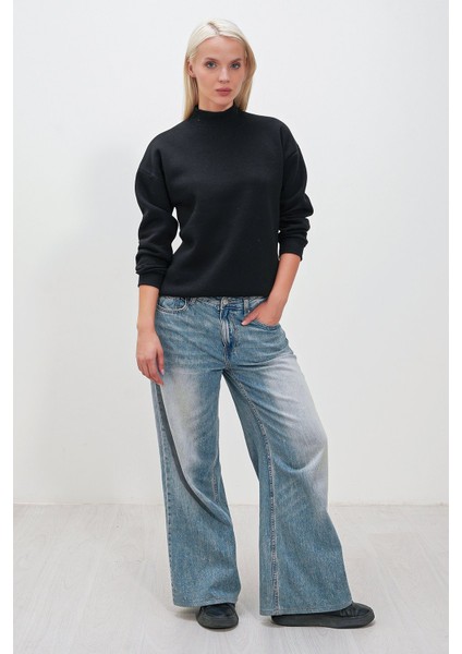 Üç Iplik Dik Yaka Sweat