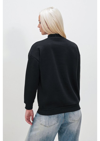 Üç Iplik Dik Yaka Sweat fırsatları