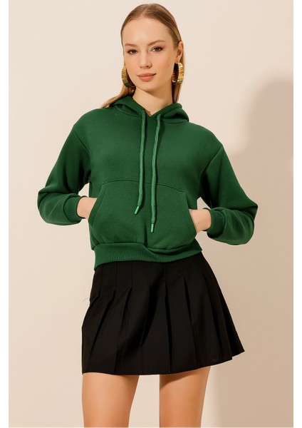 Üç Iplik Kanguru Cepli Kısa Sweat fırsatları