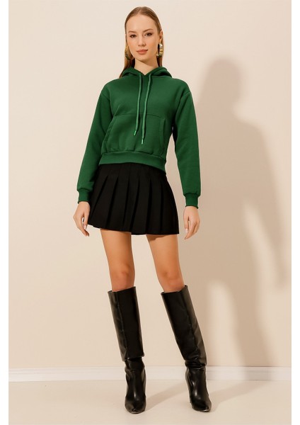 Üç Iplik Kanguru Cepli Kısa Sweat