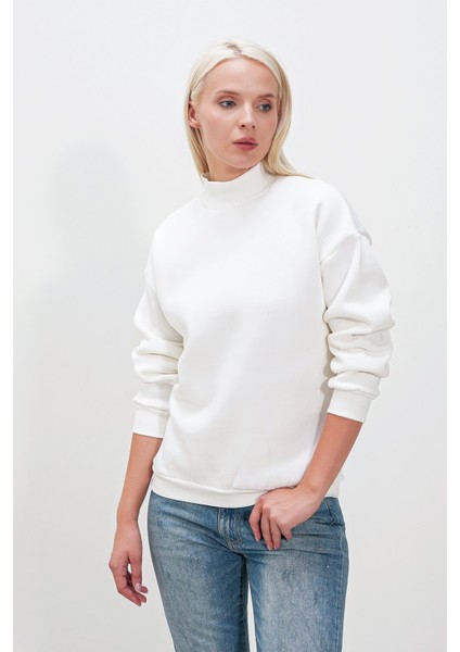 Üç Iplik Dik Yaka Sweat fırsatları