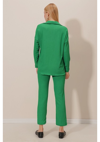 Önü Düğmeli Bürümcük Takım