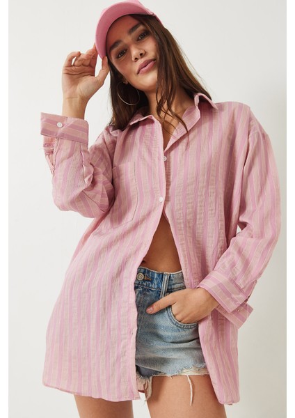 Kadın Tek Cep Detaylı Çizgili Oversize Gömlek fırsatları