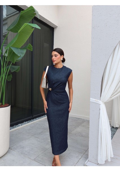 Sıfır Kol Bel Tokalı Denim Elbise fırsatları