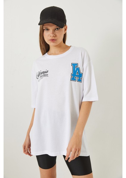 Kadın Los Angeles Baskılı Oversize Kısa Kollu Penye T-Shirt modelleri