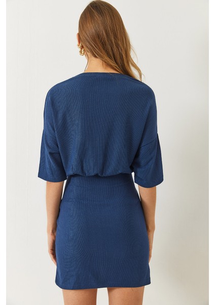 Kadın Beli Lastikli Yarasa Kollu Kruvaze Etekli Basic Elbise indirimleri