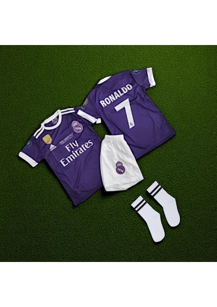 Ronaldo Nostalji Mor Renk Real Çocuk Şortlu Çoraplı T-Shirt fırsatları