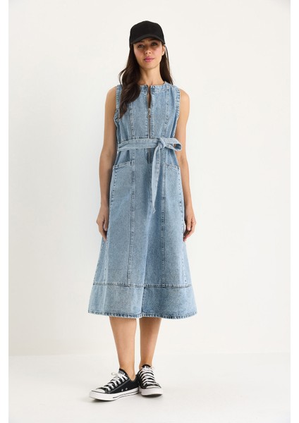 Kadın Önü Fermuarlı Torba Cepli Kuşaklı Denim Elbise fiyatları