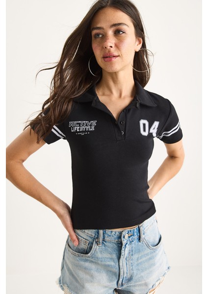 Kadın Polo Yaka Baskılı Kısa Kollu Crop T-Shirt fiyatları