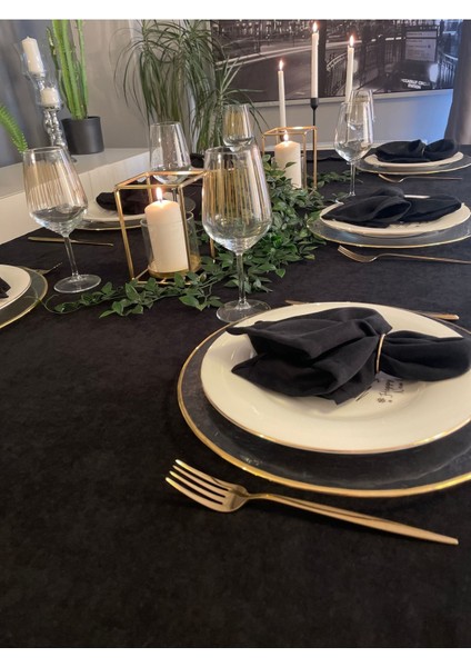 6'lı Kadife Dokulu Siyah Peçete Seti, Şık ve Zarif Kullanım Için Ideal. fırsatları