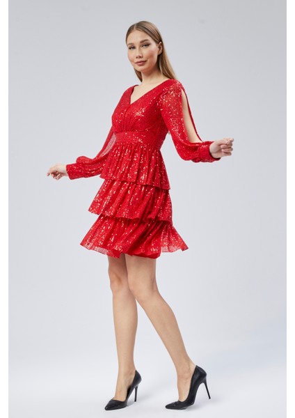 Yırtmaç Kol Detaylı Kat Kat Fırfırlı Payet Elbise fırsatları