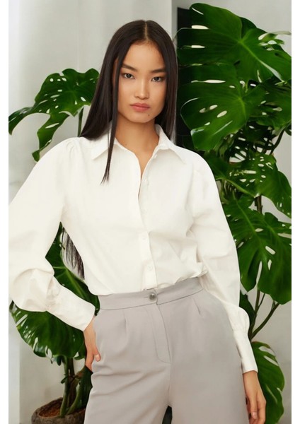 Balon Kol Klasik Kesim Gömlek