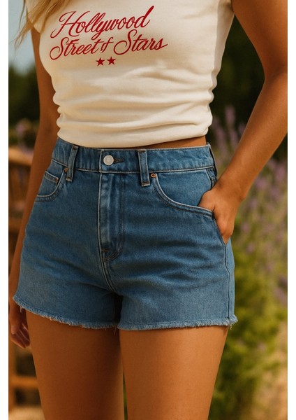 Paçaları Püsküllü Şort