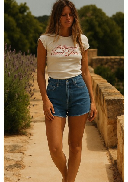 Paçaları Püsküllü Şort fiyatları