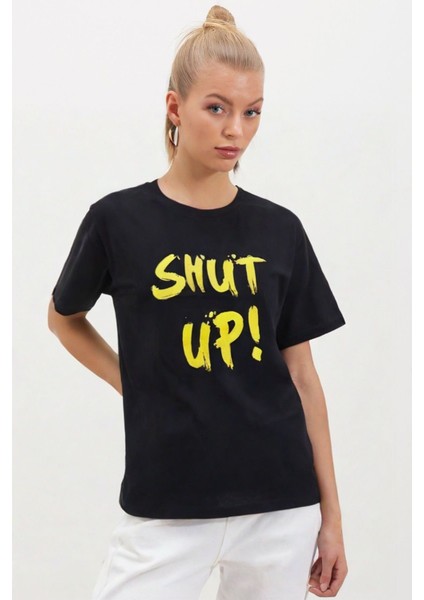 Bisiklet Yaka Oversize Shut-Up Baskılı T-Shırt