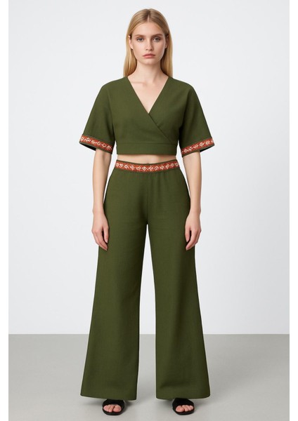 Uçları Dantel Işlemeli Crop Takım