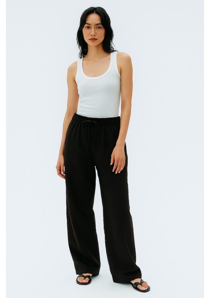 Gabardin Kumaş Beli Bağcıklı Relax Fit Pantolon fiyatları