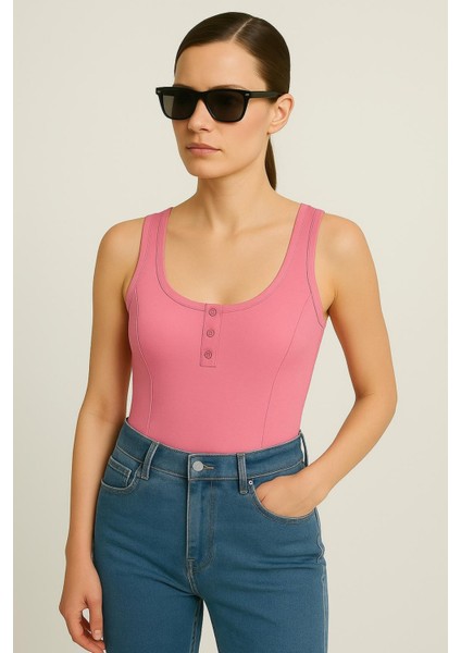 Düğme Detaylı Ribana Crop Atlet fiyatları