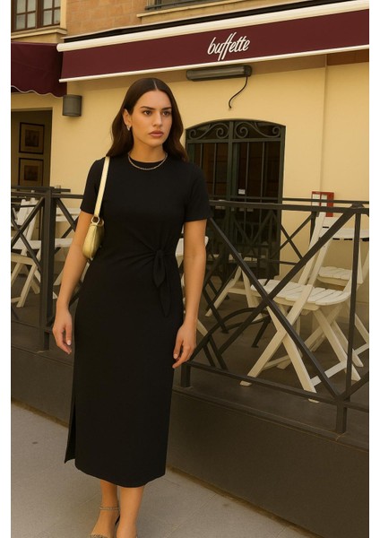 Kısa Kollu Fiyonk Bağlama Detaylı Modal Elbise modelleri