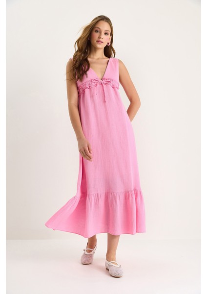 Kadın V Yaka Bağlama Detaylı Astarlı Müslin Elbise fiyatları