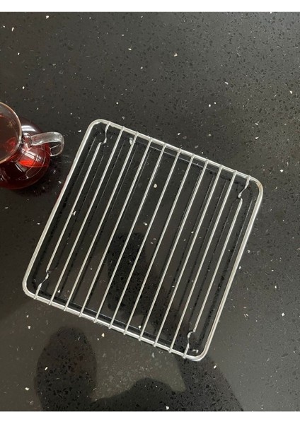 Paslanmaz Çelik Şık Nihale, Dayanıklı ve Estetik Tasarım, Mutfak Şıklığına Uygun