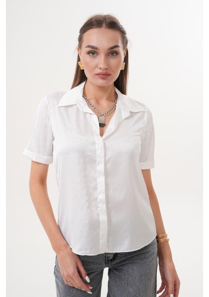 Kısa Duble Kol Taşlı Saten Beyaz Gömlek ESY9930 fırsatları