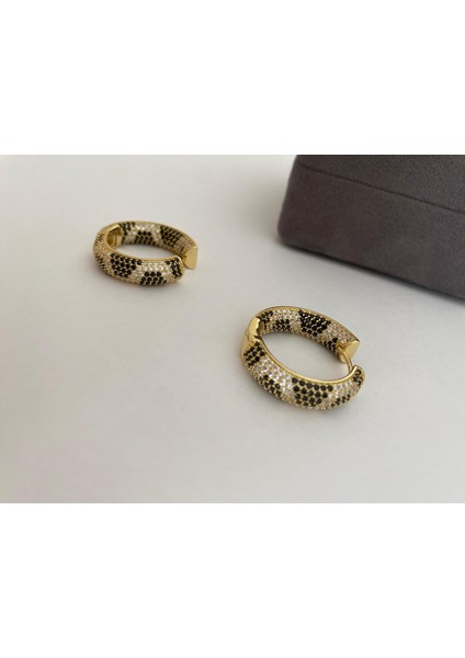 Özel Seri Yılan Derisi Model Zirkon Taşlı Halka Gold Renkli Küpe modelleri