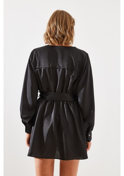 Kadın Kuşaklı Düğme Detaylı Saten Elbise Mbms fırsatları