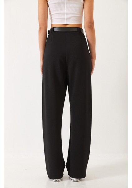 Kadın Çift Pile Detaylı Kemerli Örme Pantolon fırsatları