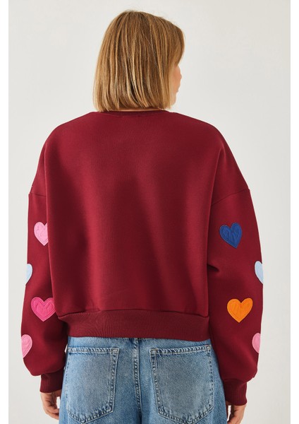 Kadın Kalp Nakışlı Üç Iplik Şardonlu Sweatshirt