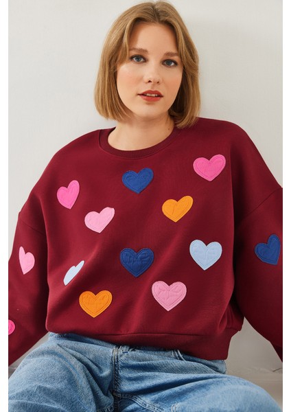 Kadın Kalp Nakışlı Üç Iplik Şardonlu Sweatshirt fırsatları