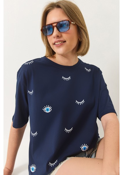 Kadın Göz Baskılı Kısa Kollu Pamuklu Oversize T-Shirt