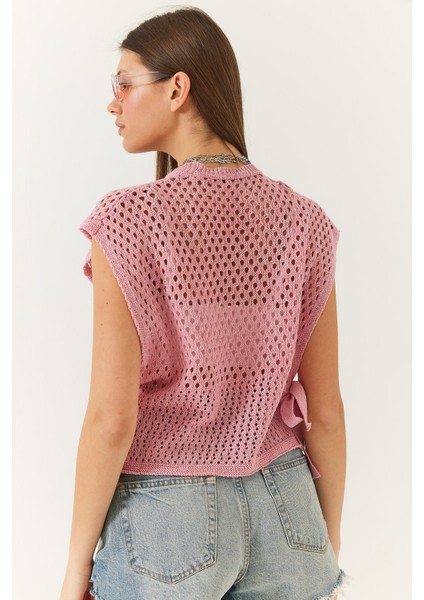 Kadın Yandan Bağlama Detaylı Ajurlu Bisiklet Yaka Süveter fırsatları