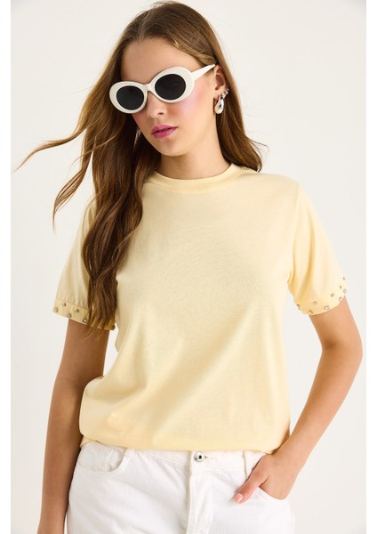 Kadın Kolları Taş Işlemeli Tshirt fiyatları