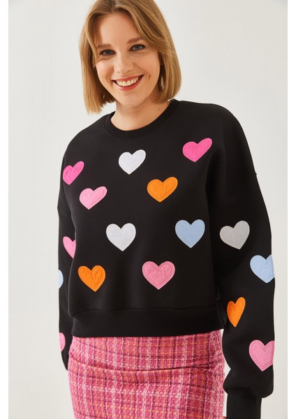 Kadın Kalp Nakışlı Üç Iplik Şardonlu Sweatshirt fiyatları