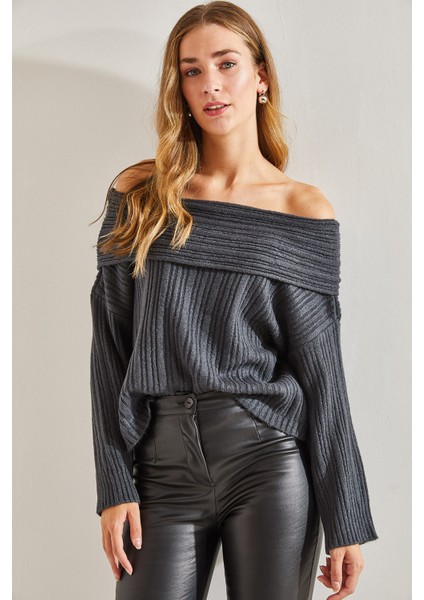 Kadın Degaje Yaka Kazak