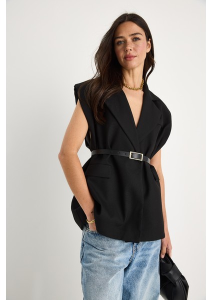 Kadın Cep Detaylı Kemerli Vatkalı Oversize Astarlı Blazer Yelek modelleri