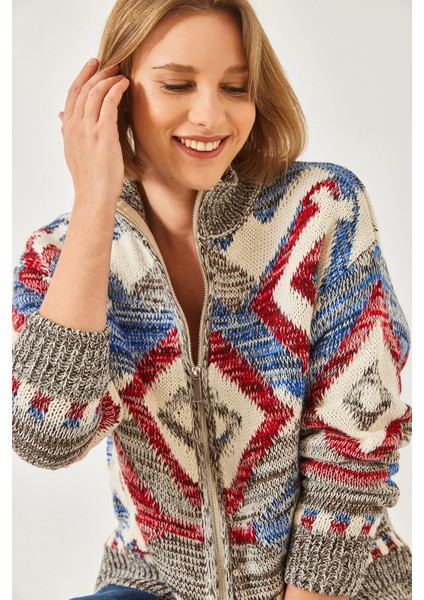 Kadın Fermuarlı Desenli Triko Hırka fiyatları