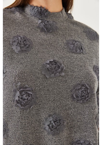 Kadın Bisiklet Yaka Gül Detaylı Bluz modelleri