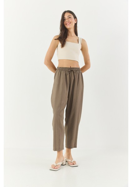 Kadın Beli Bağlamalı Cep Detaylı Havuç Kesim Yazlık Pantolon modelleri