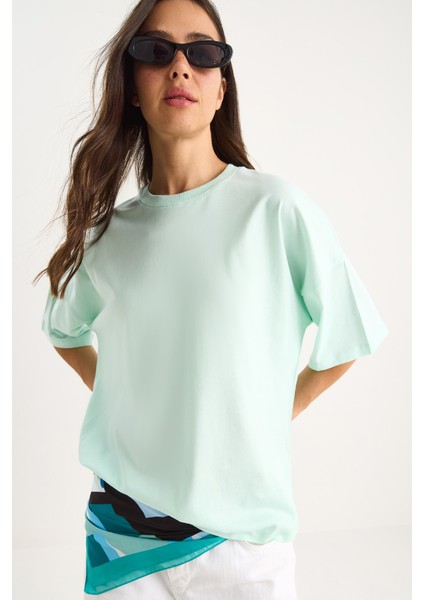 Kadın % Organik Pamuk Oversize Basic T-Shirt